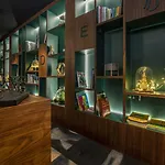 Tandem - Boutique 4*