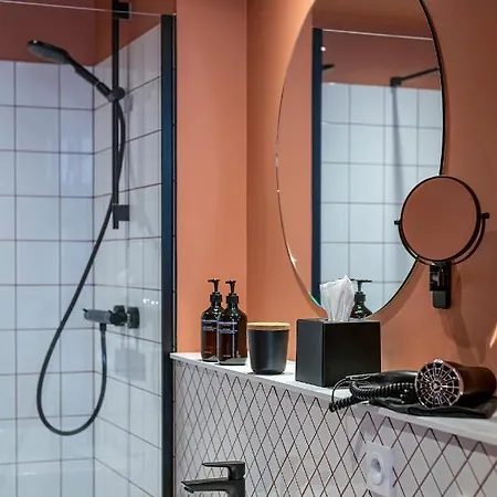 Tandem - Boutique 4*