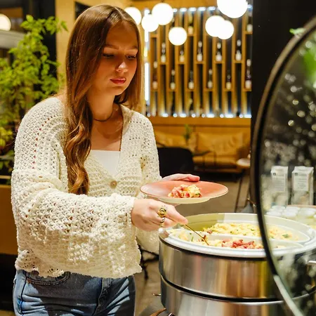 Tandem - Boutique 4*